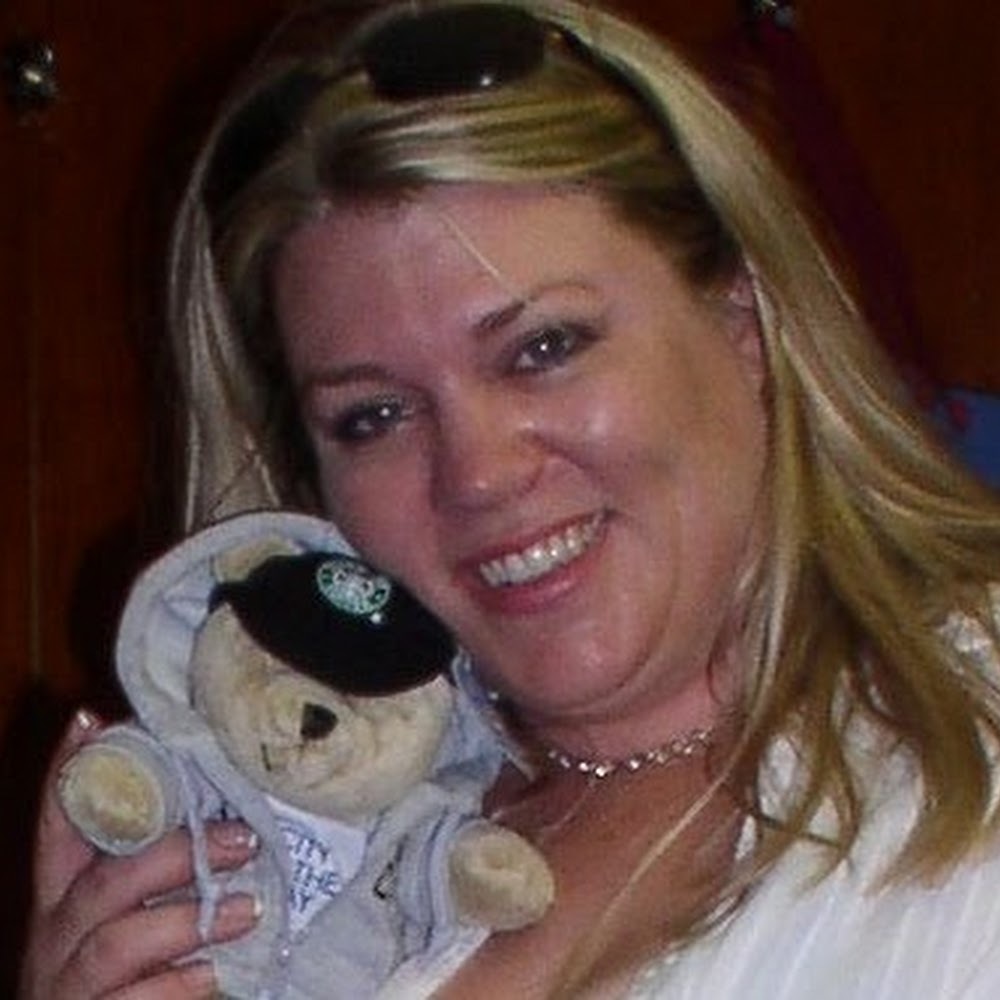 Meet your Posher, Christine